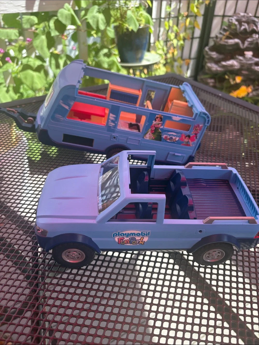 2014 Playmobil Funpark Family Fun Camping Pickup Truck & Caravan Trailer